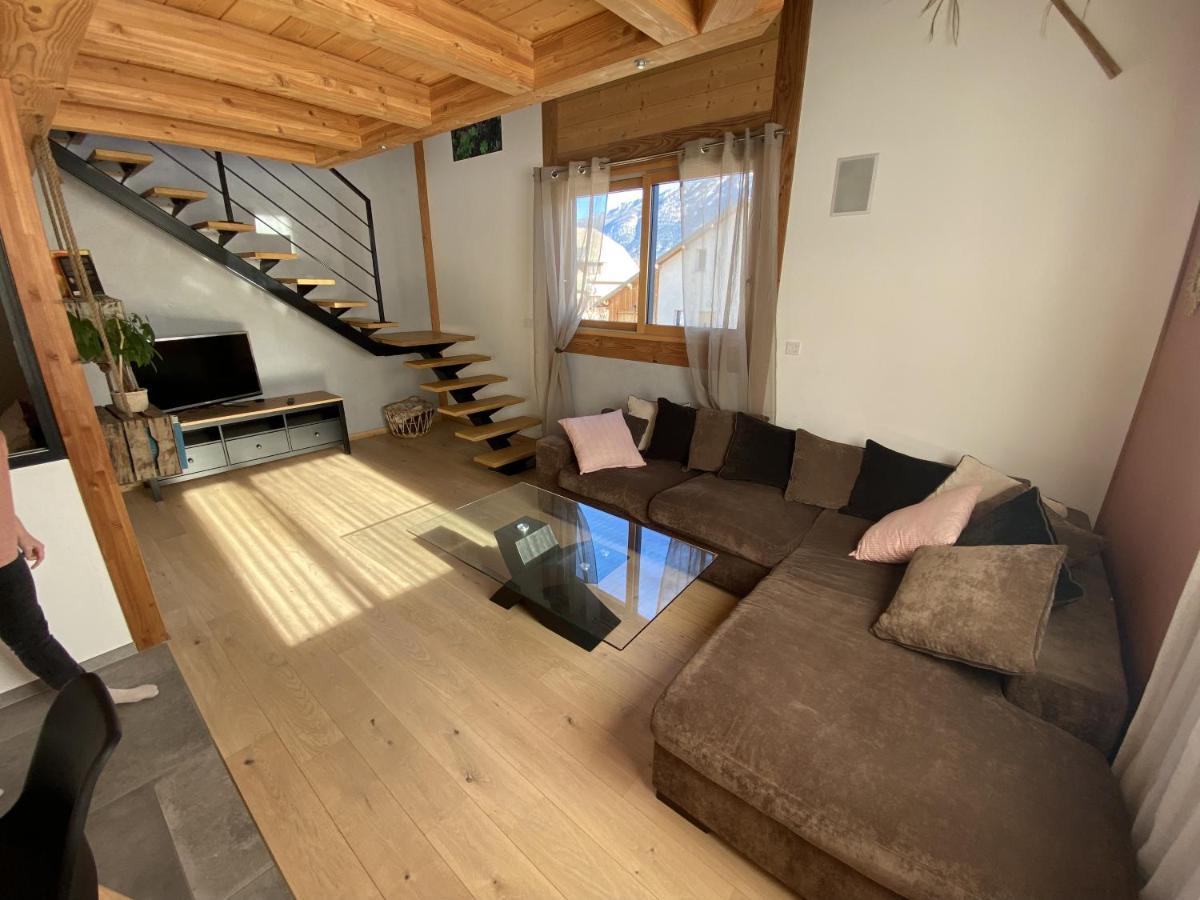 Chateauroux-les-Alpes Chez Francouヴィラ エクステリア 写真